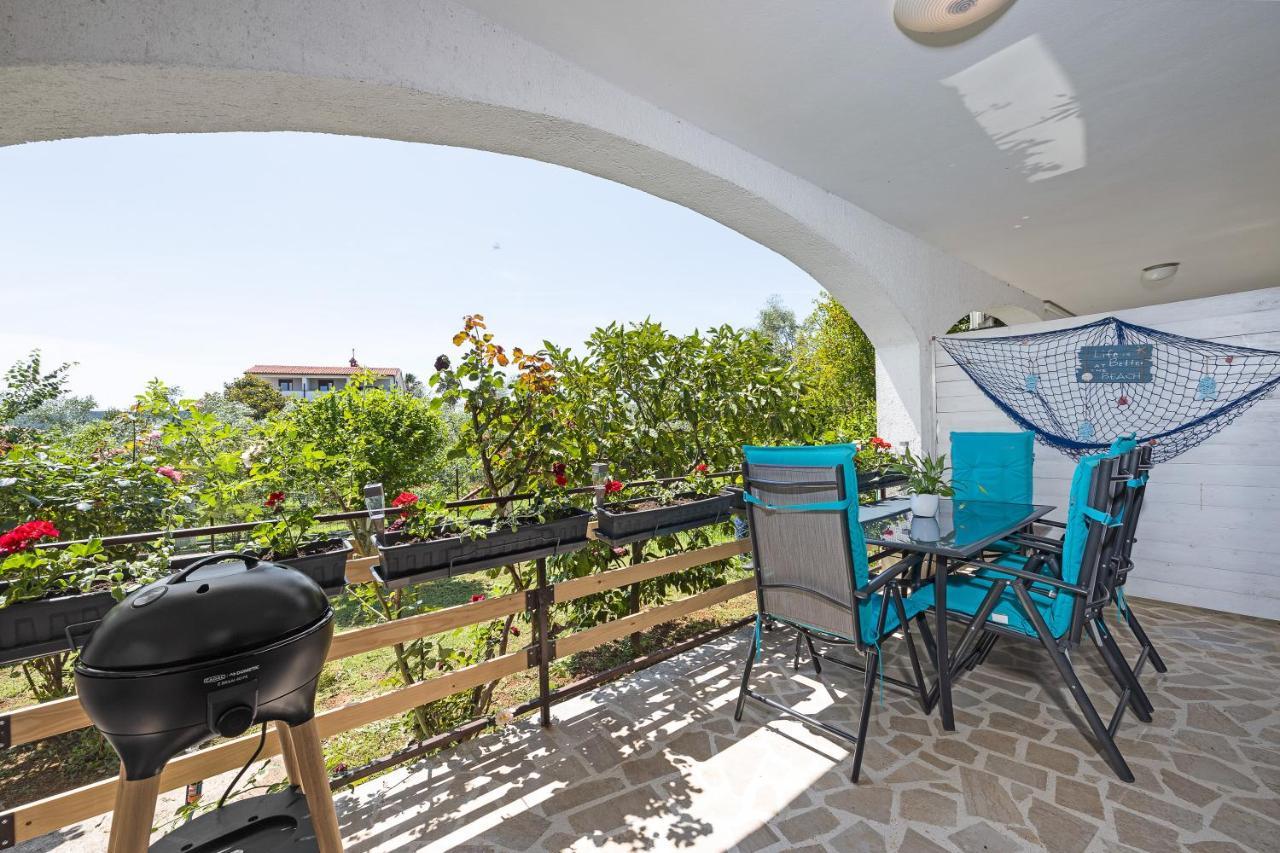 Romeo&Julia- Newly Refurbished Apartment Near Medulin Pomer Buitenkant foto